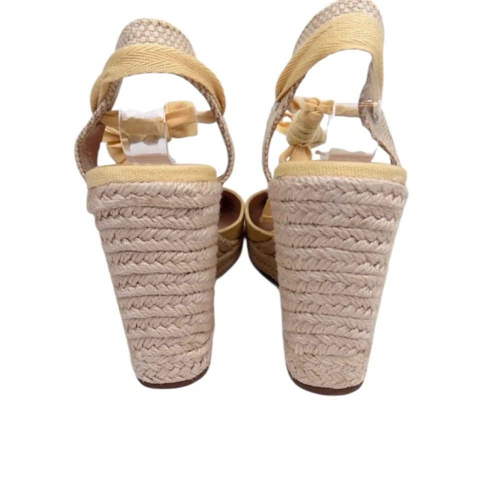 NEW ZBY Chic Mocha Mousse Yellow Espadrille Camel Wedge Sandals Size: 11